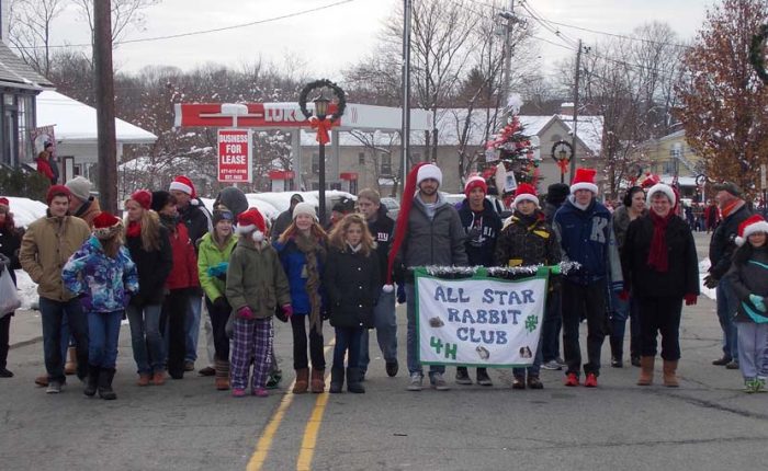 4-H club marching in parade